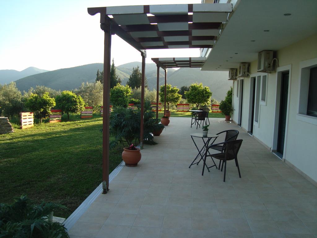 Apartamento Kourtis Paramythia Exterior foto