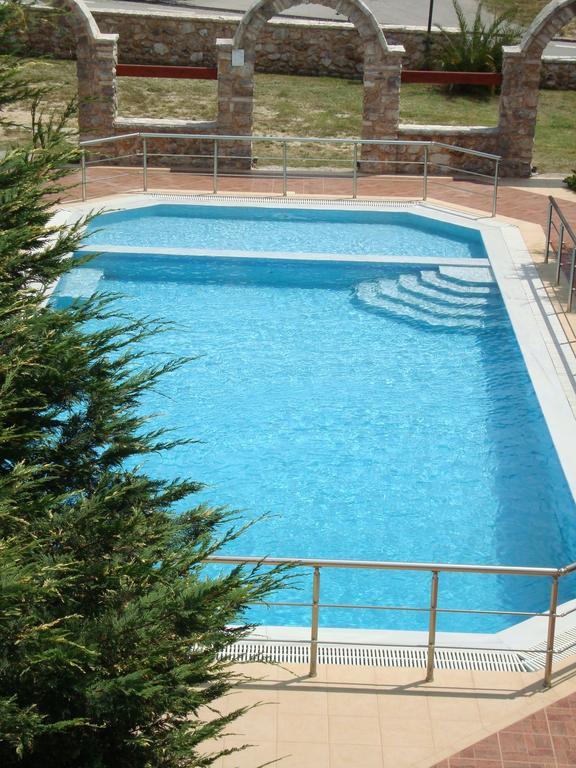 Apartamento Kourtis Paramythia Habitación foto